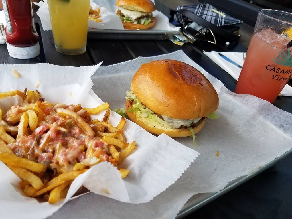 MixD Up Burgers ( East Lake) | restaurant | 2371 Hosea L Williams Dr NE, Atlanta, GA 30317, USA | 4043430394 OR +1 404-343-0394