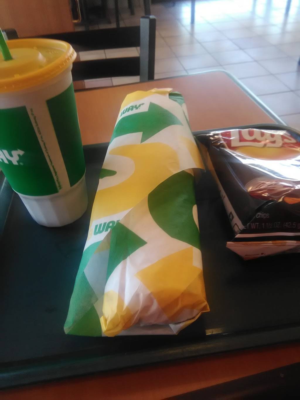 Subway | restaurant | 2135 E California Ave, Bakersfield, CA 93307, USA | 6616332255 OR +1 661-633-2255