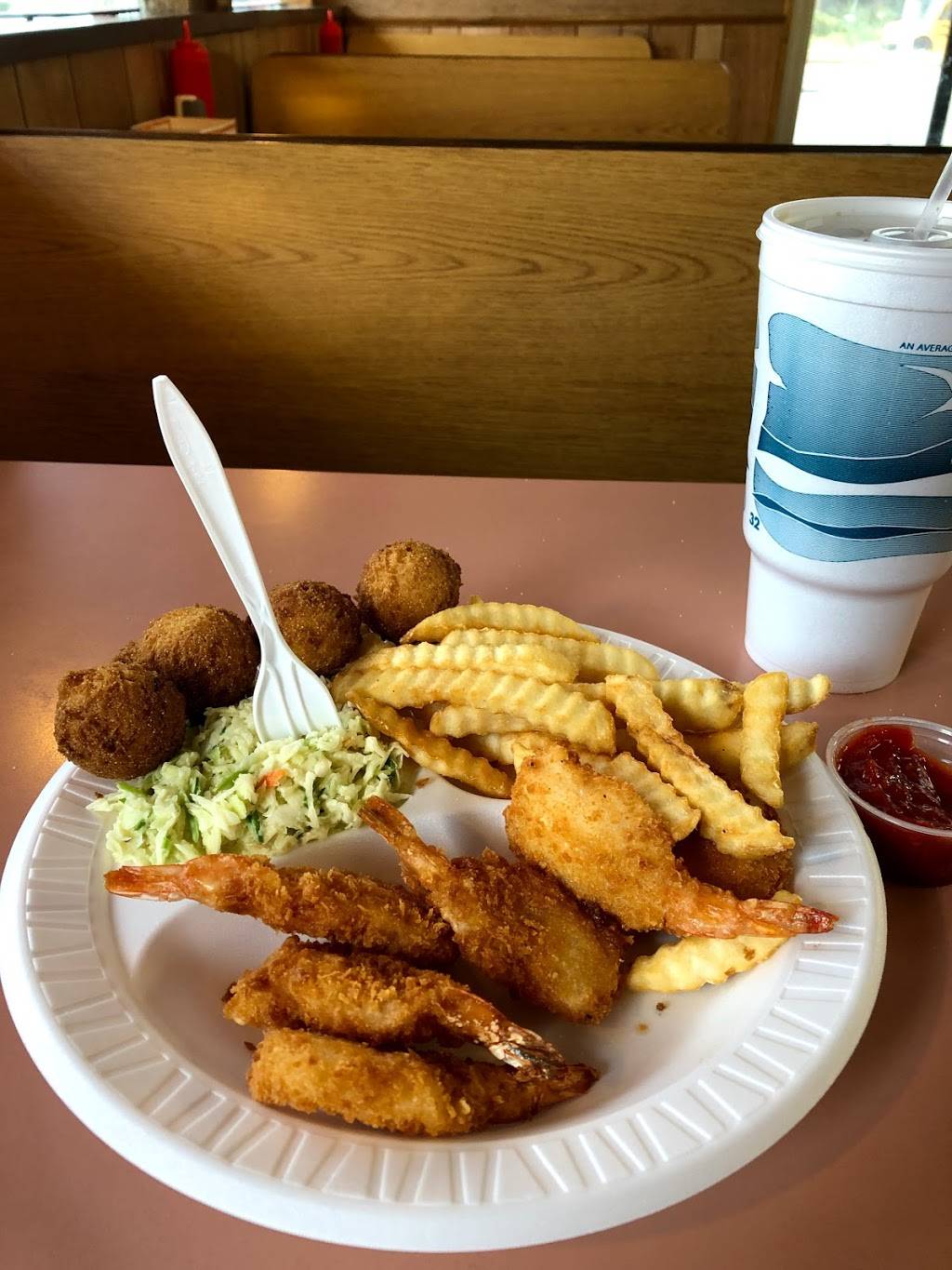 Golden Skillet | restaurant | 13629 US-29, Chatham, VA 24531, USA | 4344324633 OR +1 434-432-4633