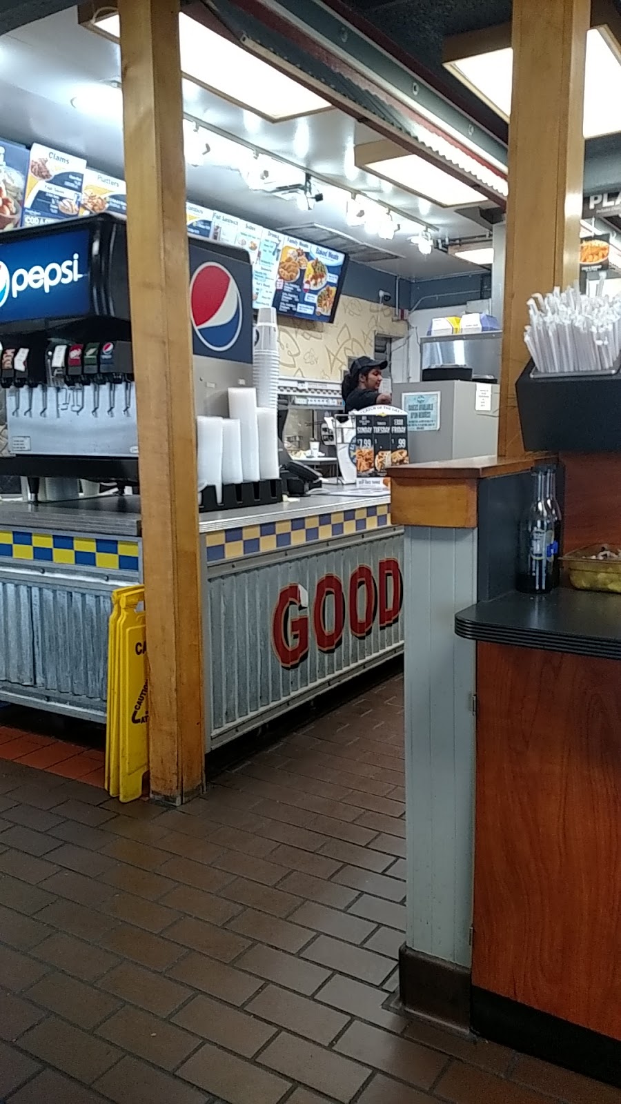 Long John Silvers | restaurant | 1304 S Breiel Blvd, Middletown, OH 45044, USA | 5134222859 OR +1 513-422-2859