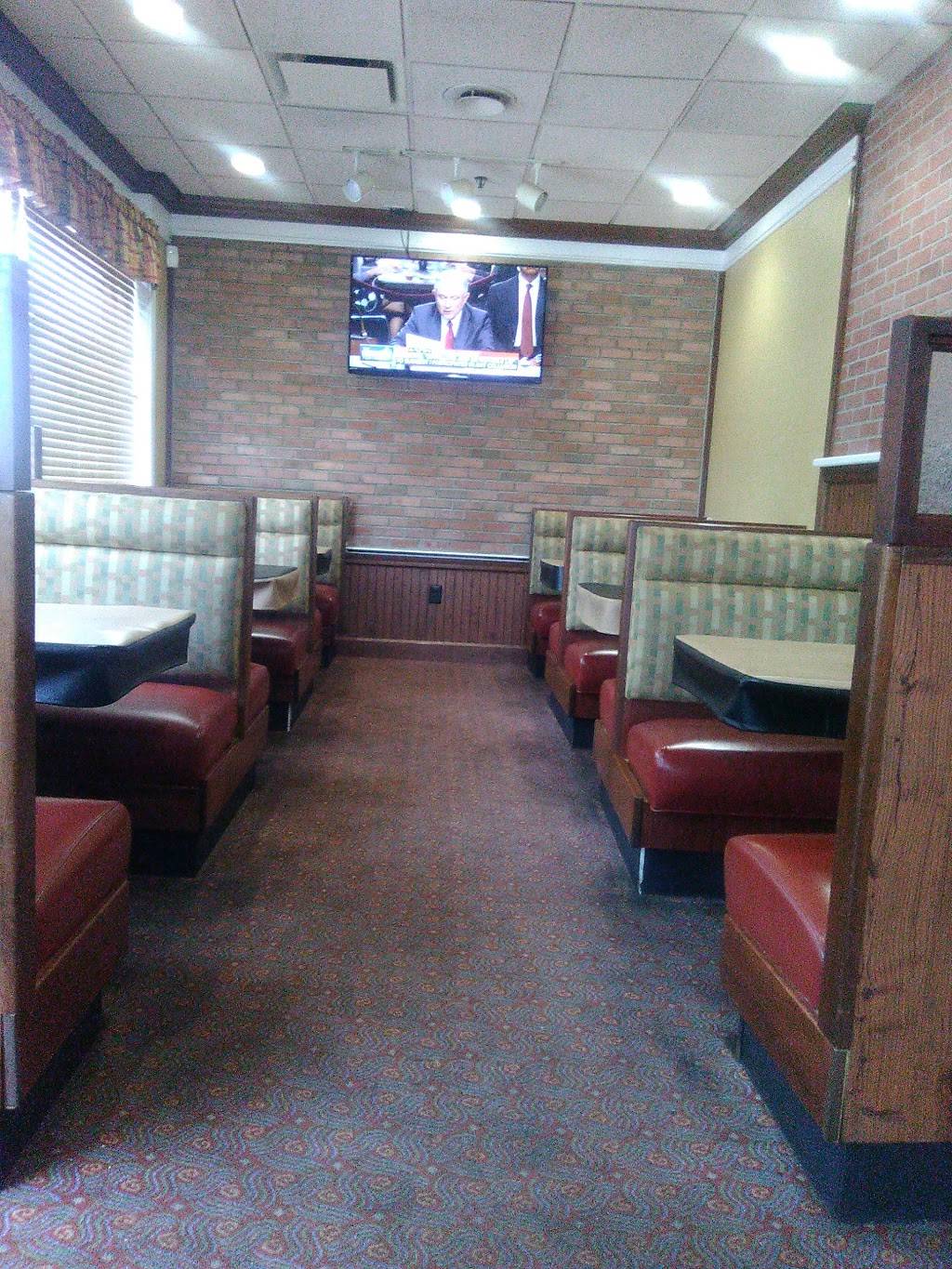 B&M Bar-b-que | restaurant | 21921 N Miles Rd, North Randall, OH 44128, USA | 2164758720 OR +1 216-475-8720