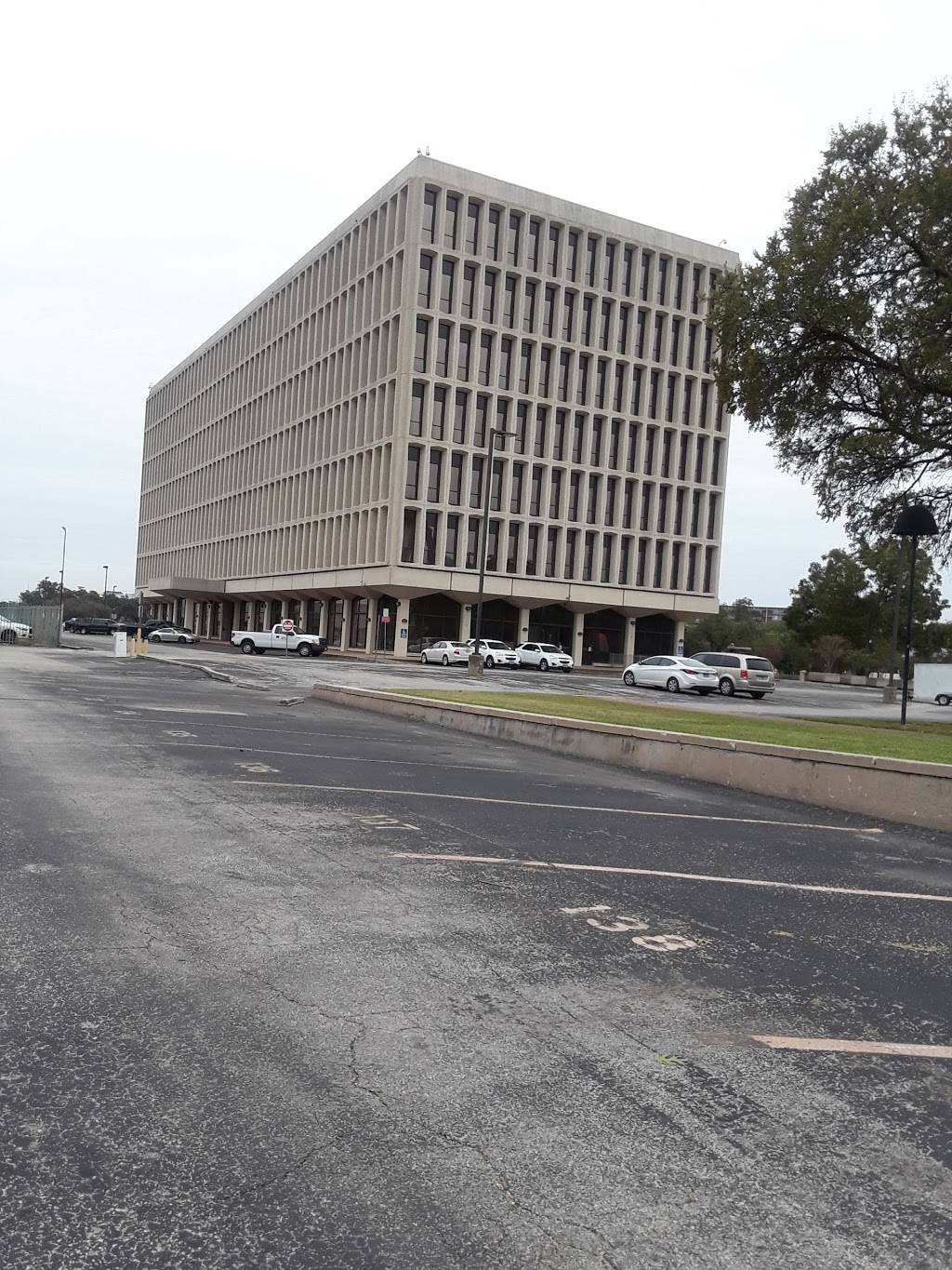 UTSA Institute of Texan Cultures | restaurant | 801 E César E. Chávez Blvd, San Antonio, TX 78205, USA | 2104582300 OR +1 210-458-2300