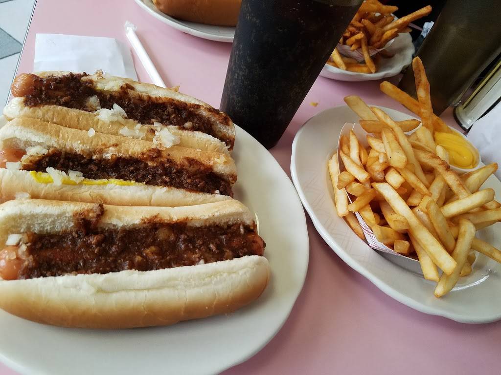 Abes Hot Dogs | restaurant | 210 Barney St, Wilkes-Barre, PA 18702, USA | 5708259213 OR +1 570-825-9213