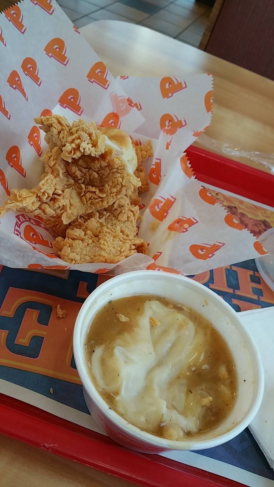 Popeyes Louisiana Kitchen | restaurant | 3561 Forest Ln, Dallas, TX 75234, USA | 9726203233 OR +1 972-620-3233