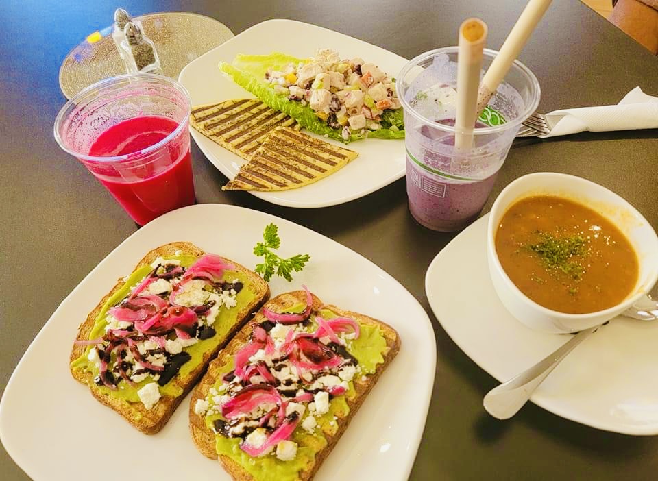 Hapisoul Cafe & Juicery | restaurant | 118 NW 2nd St, Abilene, KS 67410, USA | 7855762224 OR +1 785-576-2224