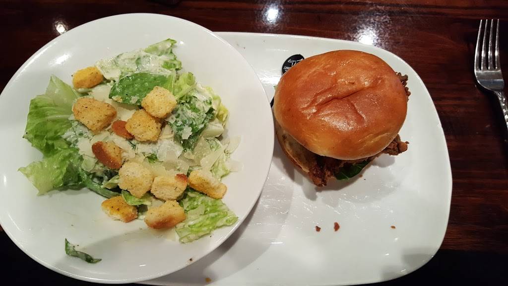 LongHorn Steakhouse | meal takeaway | 17800 East 39th St S, Independence, MO 64055, USA | 8163730716 OR +1 816-373-0716