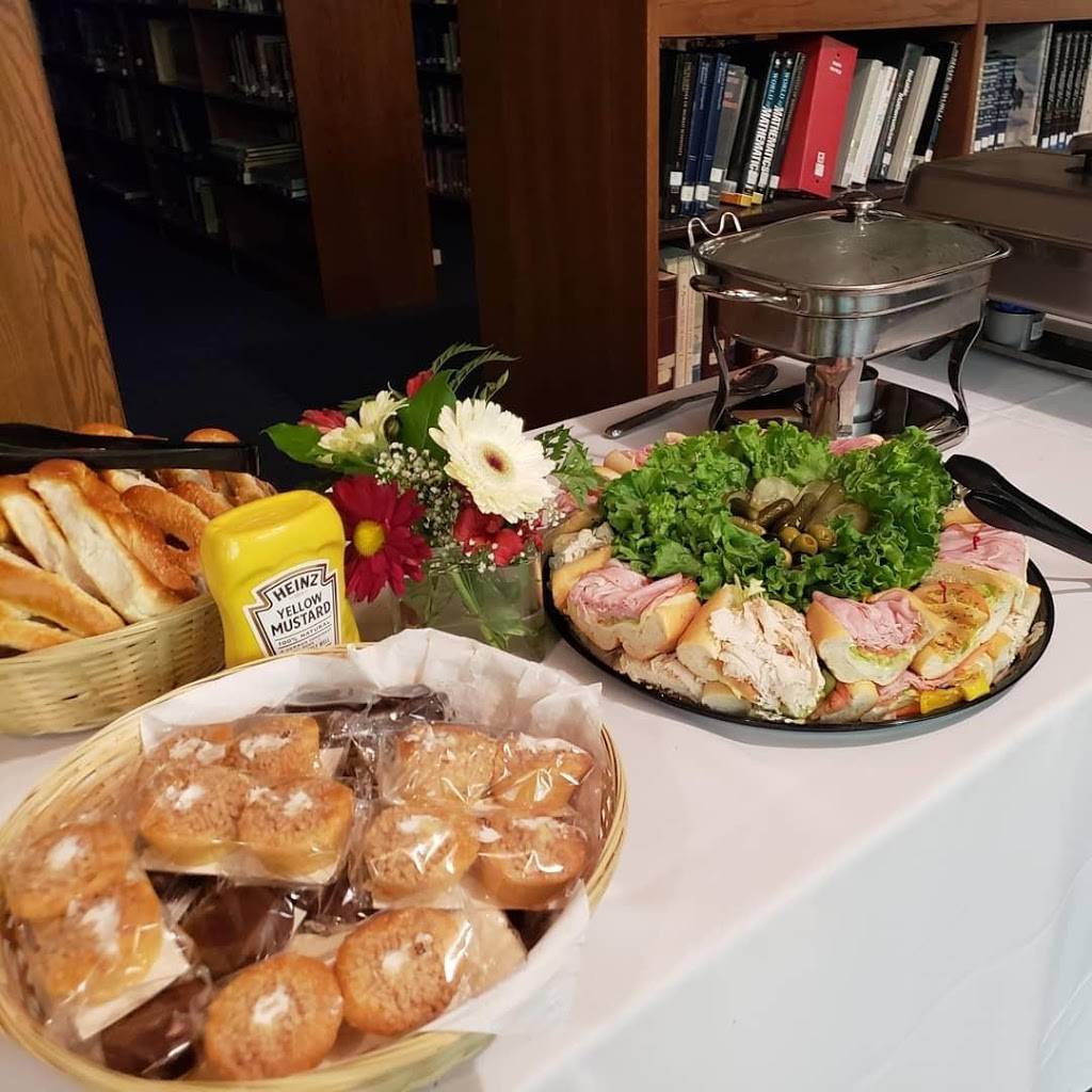 Village Catering | restaurant | 9001 Ashton Rd, Philadelphia, PA 19136, USA | 2154373337 OR +1 215-437-3337