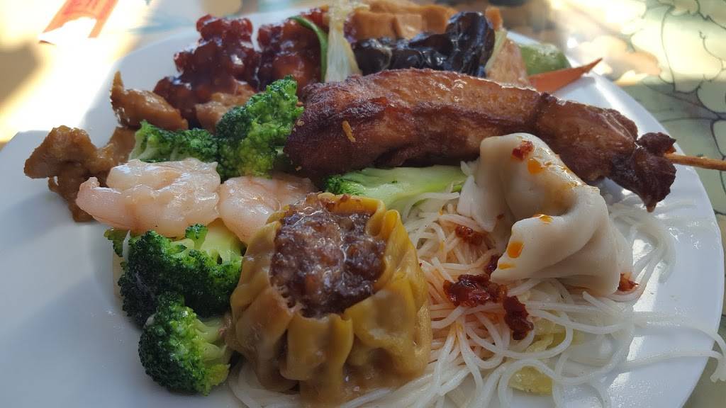 Chow Bar | restaurant | 216 S Indiana Ave, Bloomington, IN 47408, USA | 8123363888 OR +1 812-336-3888