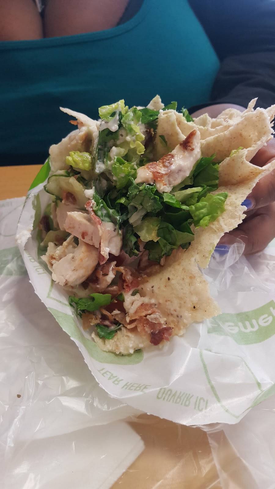 Extreme Pita | restaurant | 510 Earl Grey Dr Kanata Centrum, Ottawa, ON K2T 1B6, Canada | 6135922775 OR +1 613-592-2775