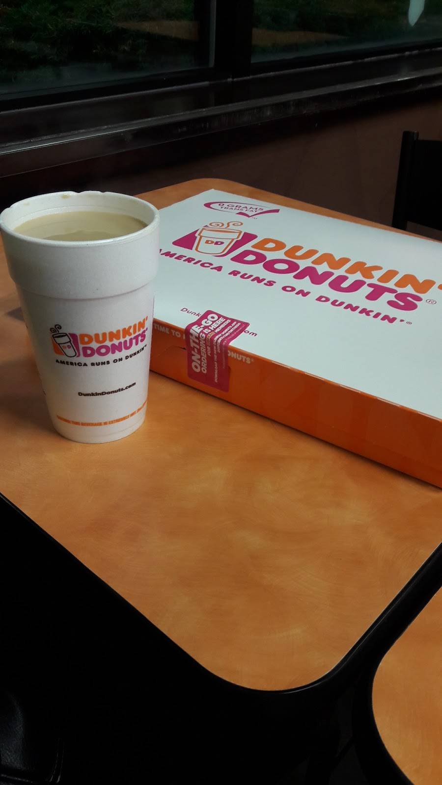 Dunkin | cafe | 530 New Haven Ave, Derby, CT 06418, USA | 2037341166 OR +1 203-734-1166