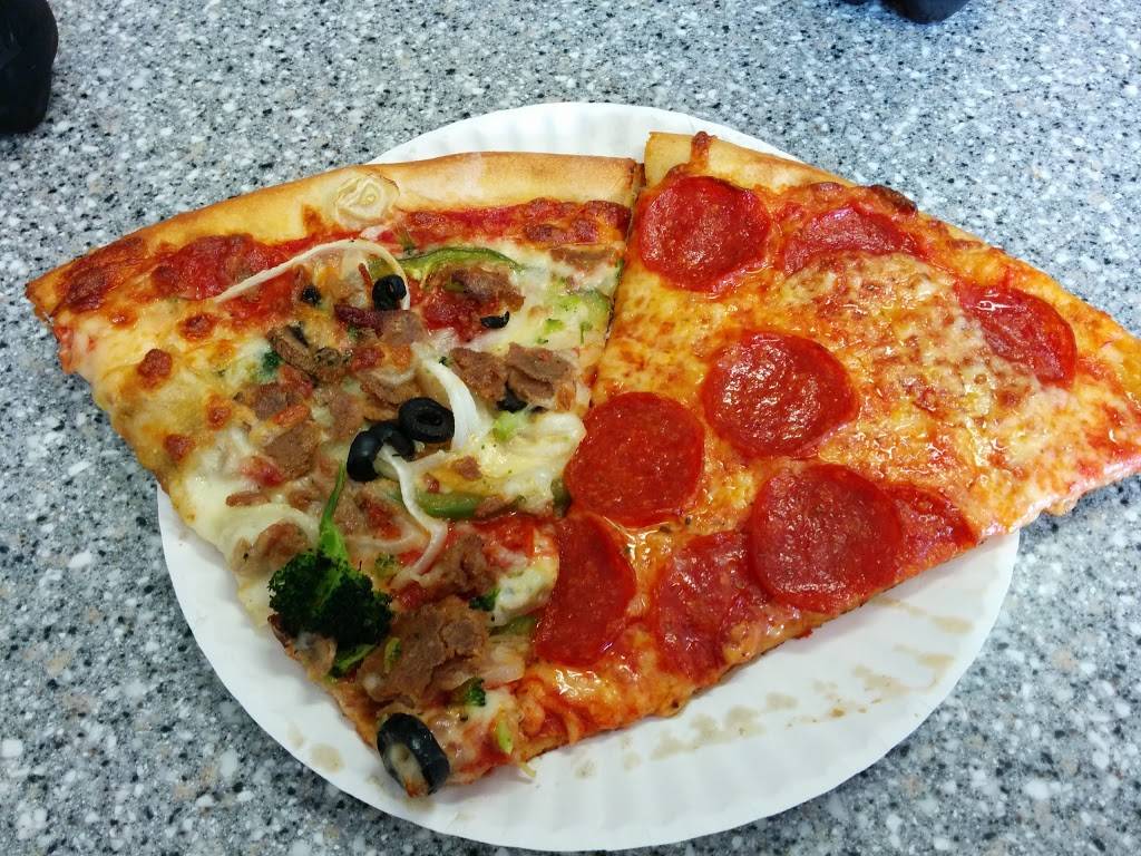 Pops Pizza | restaurant | 528 W Main St, Cheshire, CT 06410, USA | 2032724655 OR +1 203-272-4655