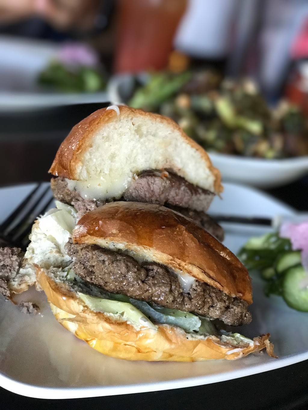 The Morrison | restaurant | 3179 Los Feliz Blvd, Los Angeles, CA 90039, USA | 3236671839 OR +1 323-667-1839