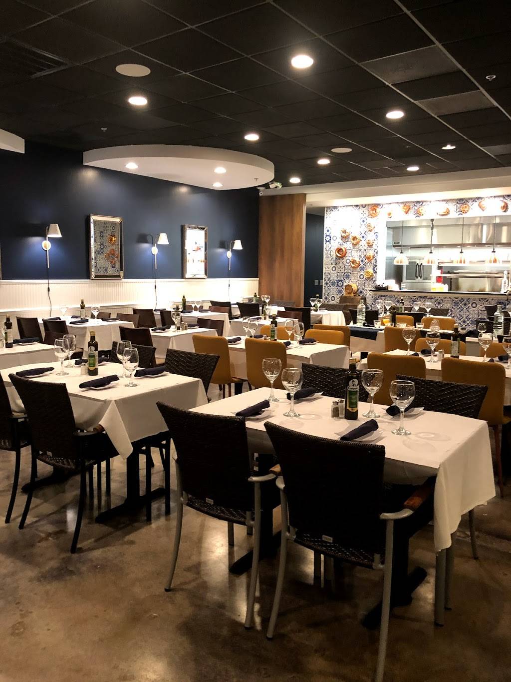 Lisbon Portuguese restaurant | restaurant | Marketplace, Orlando, FL 32819, USA | 4076350002 OR +1 407-635-0002