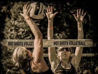 Hot Shots Volleyball | restaurant | 1046 University Ave, Rochester, NY 14607, USA | 5854611220 OR +1 585-461-1220
