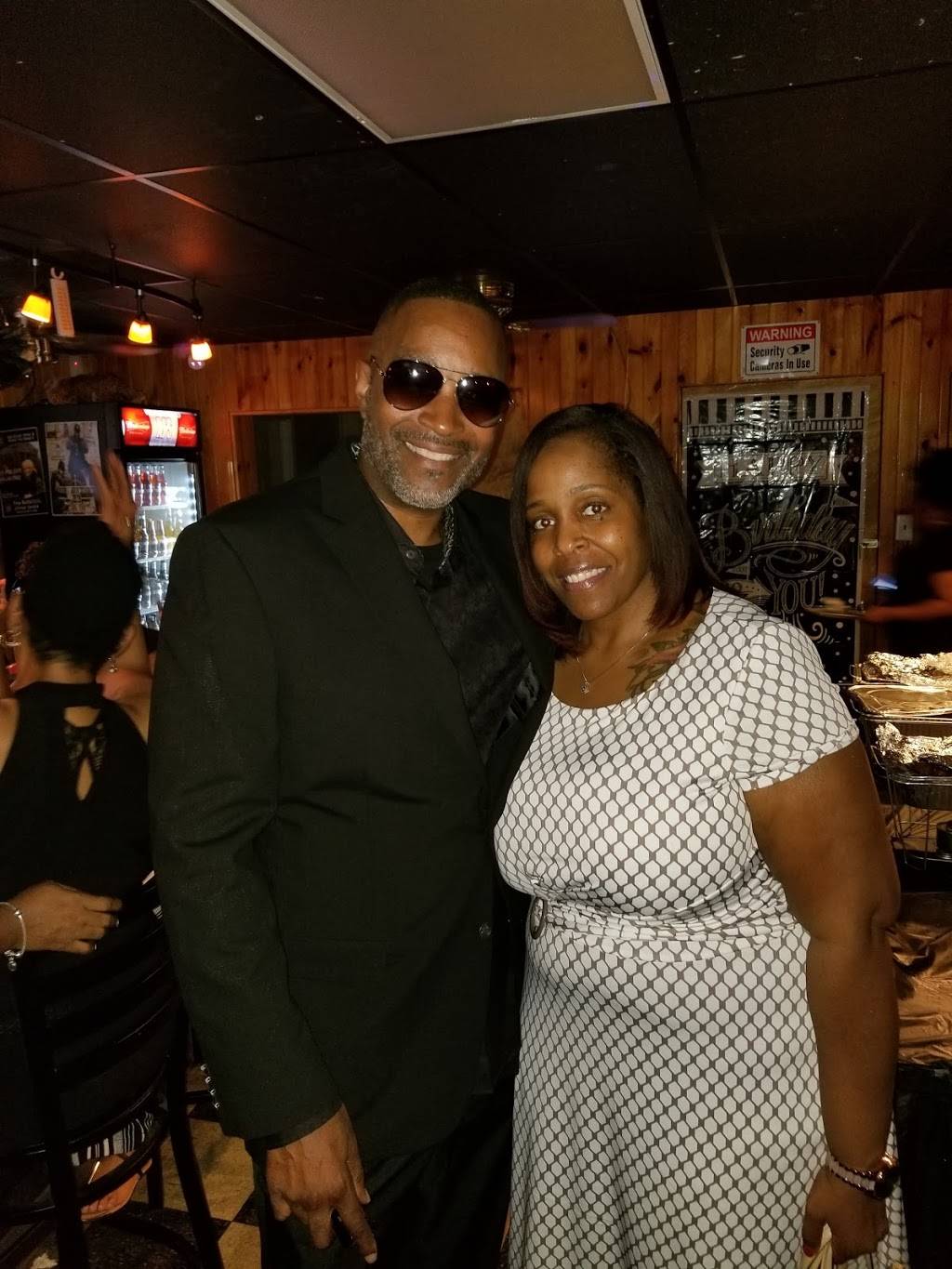 Route 66 Kitchen | restaurant | 406 N Westwood Ave, Toledo, OH 43607, USA | 4195313827 OR +1 419-531-3827