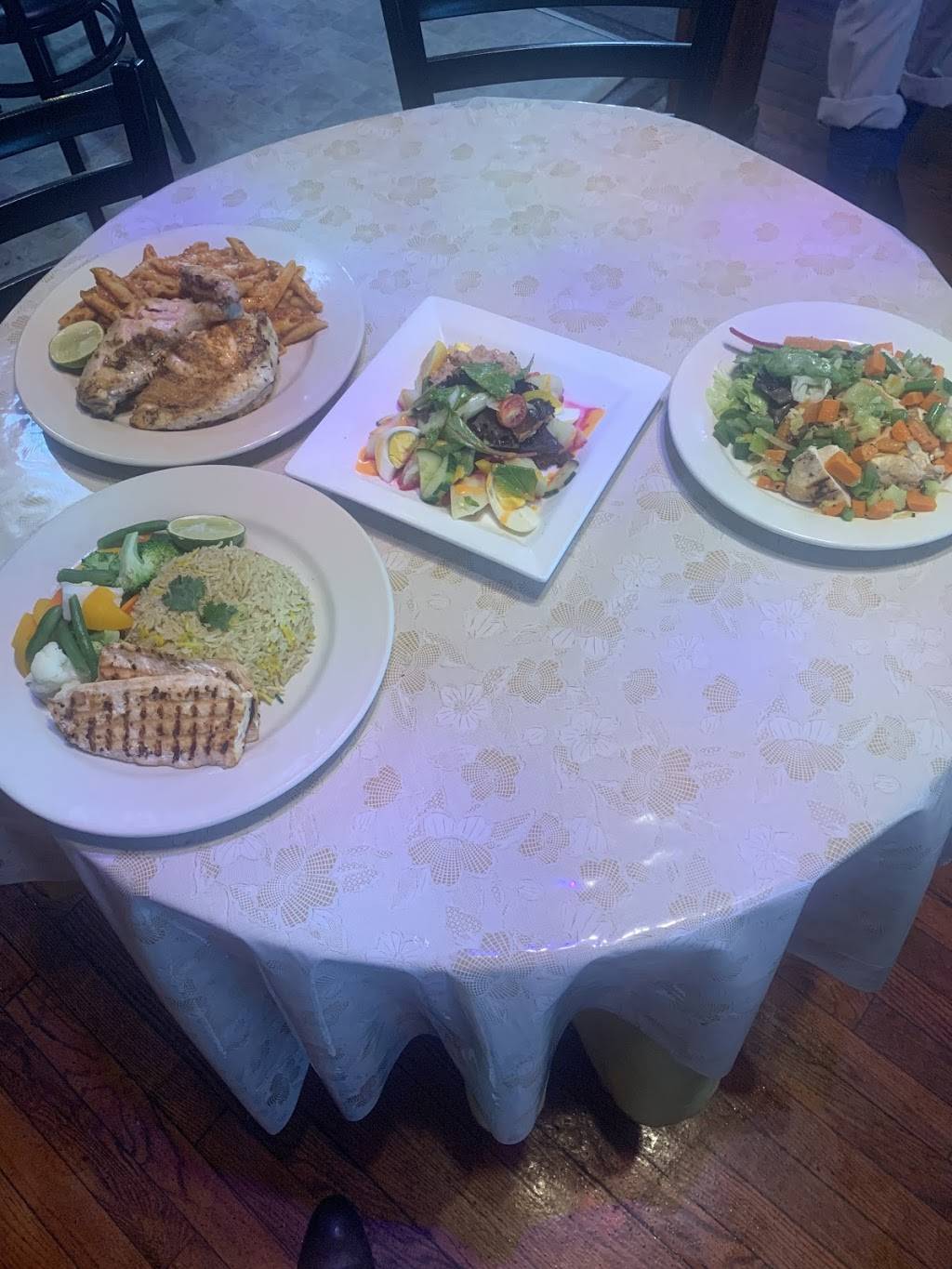 Daalo Hilaac Restaurant | restaurant | 2647 Nicollet Ave, Minneapolis, MN 55408, USA | 6122238055 OR +1 612-223-8055