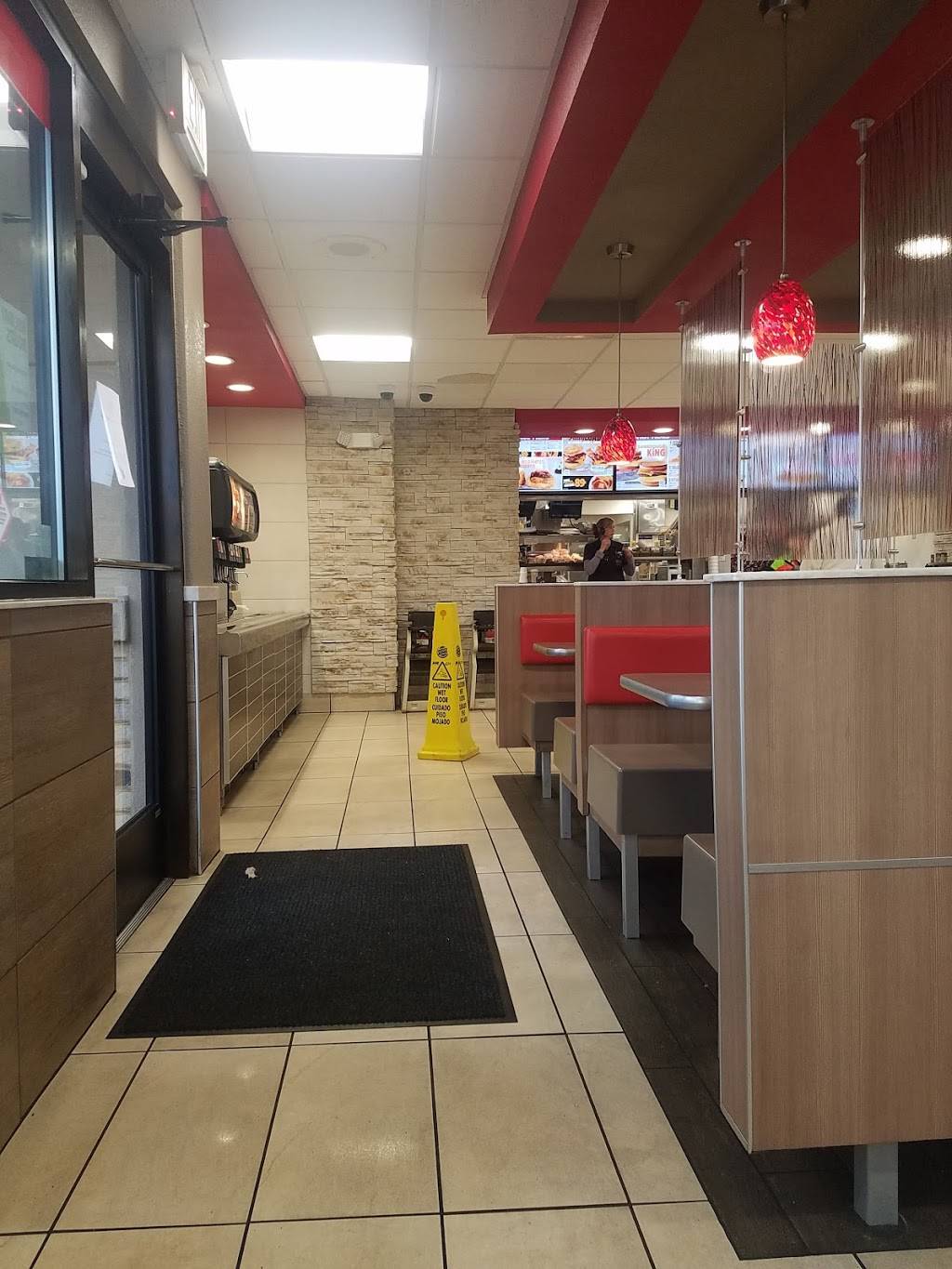 Burger King | restaurant | 781 W Elk Ave, Elizabethton, TN 37643, USA | 4235435972 OR +1 423-543-5972