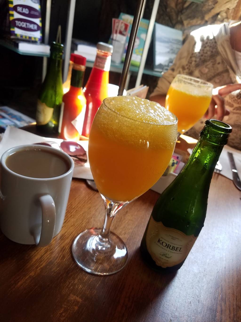 Redwood Cafe | cafe | 8240 Old Redwood Hwy, Cotati, CA 94931, USA | 7077957868 OR +1 707-795-7868