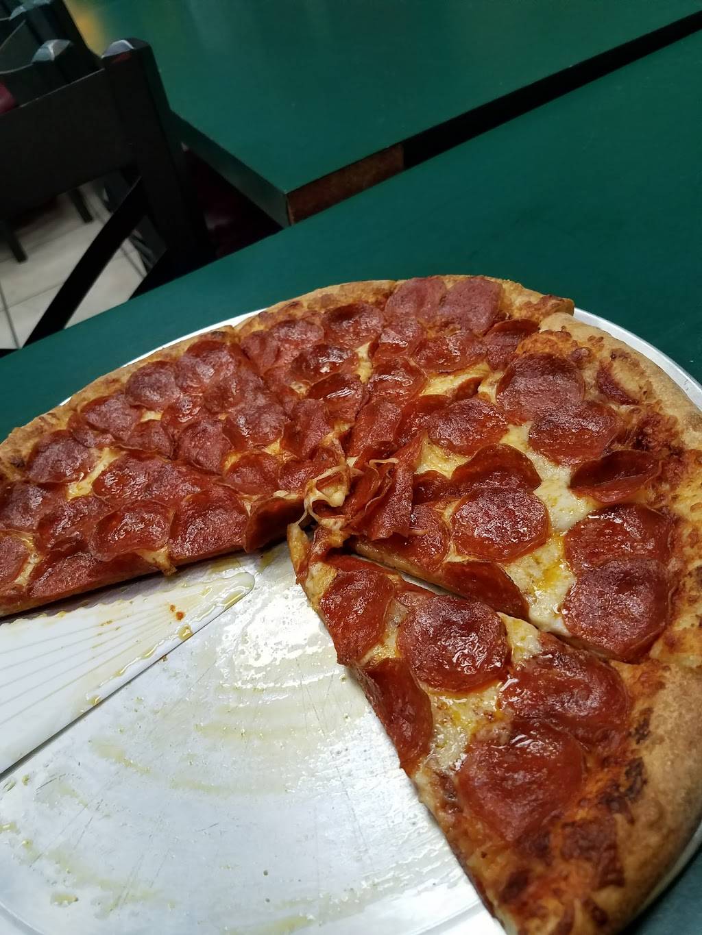 Pizza Factory | restaurant | 37184 Ave 12, Madera, CA 93636, USA | 5596457011 OR +1 559-645-7011