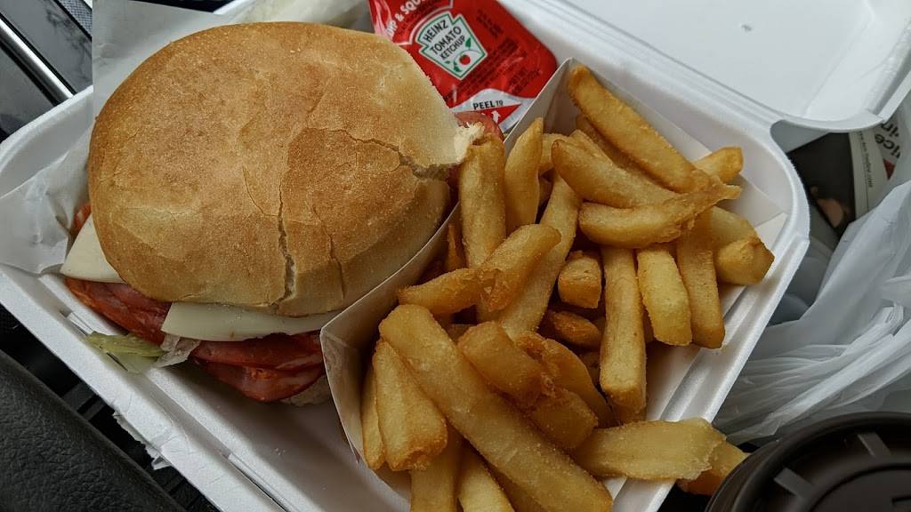 Maybacks Deli | restaurant | 1598 Niagara Falls Blvd, Tonawanda, NY 14150, USA | 7168350115 OR +1 716-835-0115