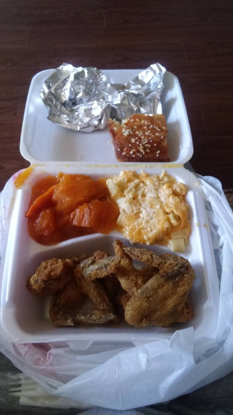 Donna Ks | restaurant | 1820 Milton Rd, Charlotte, NC 28215, USA | 7045372800 OR +1 704-537-2800