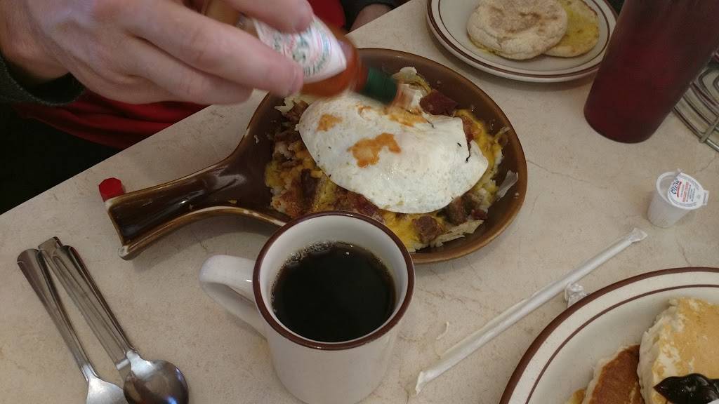 Alexis Family Restaurant | restaurant | 18450 N 19th Ave, Phoenix, AZ 85023, USA | 6023759848 OR +1 602-375-9848