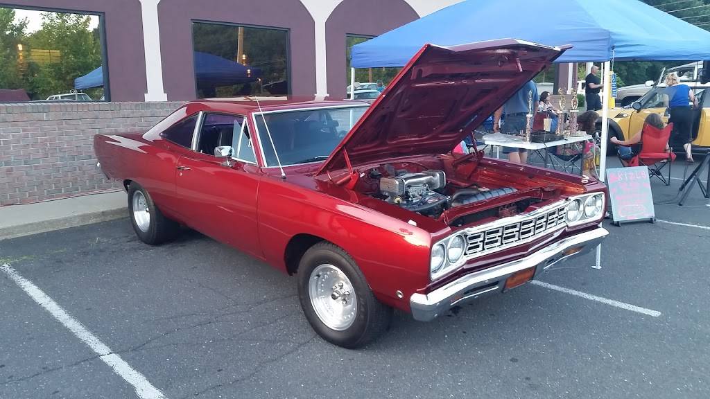 Kizls Restaurant | restaurant | 2014 West St, Southington, CT 06489, USA | 8606288349 OR +1 860-628-8349