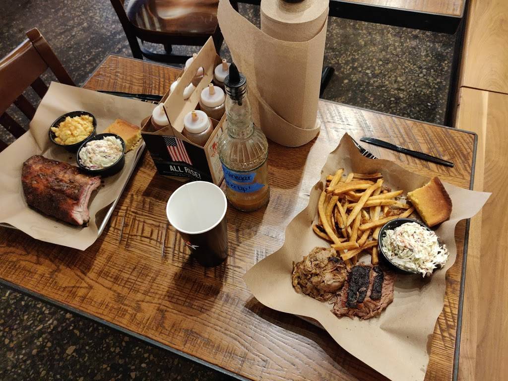 MISSION BBQ | restaurant | 12984 S Cleveland Ave, Fort Myers, FL 33907, USA | 2396036700 OR +1 239-603-6700