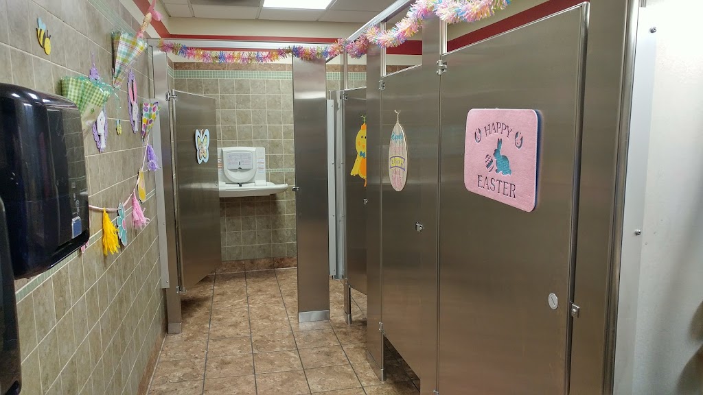 Petro Diner | restaurant | 28991 Gonzaga Rd, Santa Nella, CA 95322, USA | 2098278025 OR +1 209-827-8025