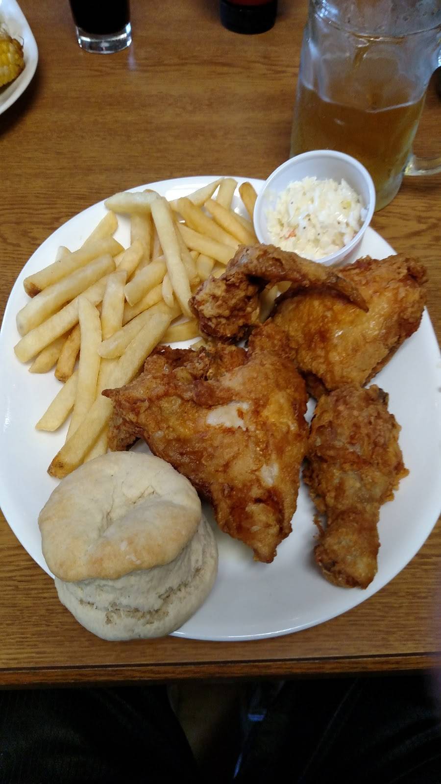 Union Park Tavern | restaurant | 4520 8th Ave, Kenosha, WI 53140, USA | 2626526454 OR +1 262-652-6454