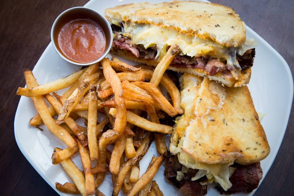 Home Sweet Home | restaurant | 3433 W Cary St, Richmond, VA 23221, USA | 8043559000 OR +1 804-355-9000