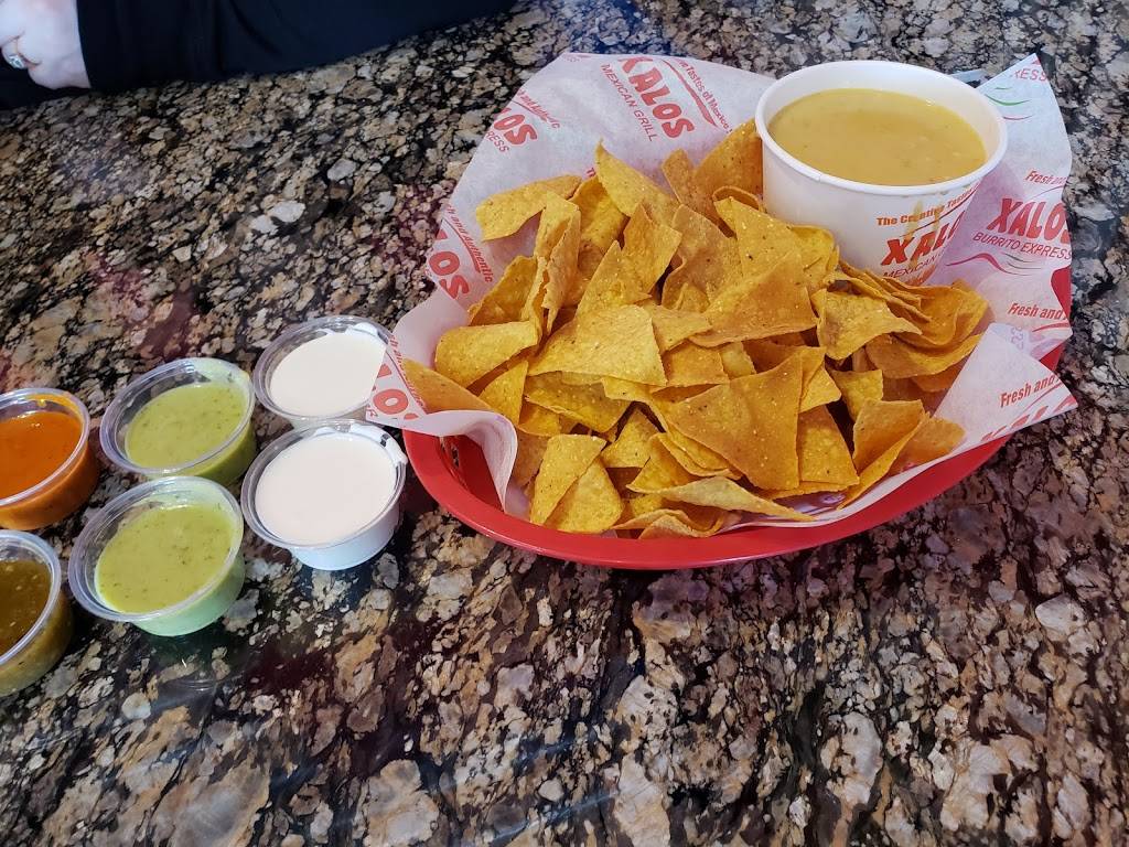Xalos Mexican Grill | restaurant | 3048 Mountain View Dr #140, Anchorage, AK 99501, USA | 9072771001 OR +1 907-277-1001