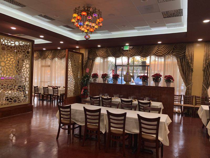 Omars Kitchen | restaurant | 11740 Artesia Blvd, Artesia, CA 90701, USA | 5628093887 OR +1 562-809-3887