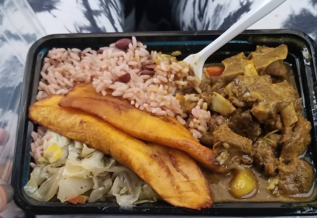 Rihanna Caribbean Restaurant | restaurant | 12709 Beechnut St #100, Houston, TX 77072, USA | 3462190757 OR +1 346-219-0757