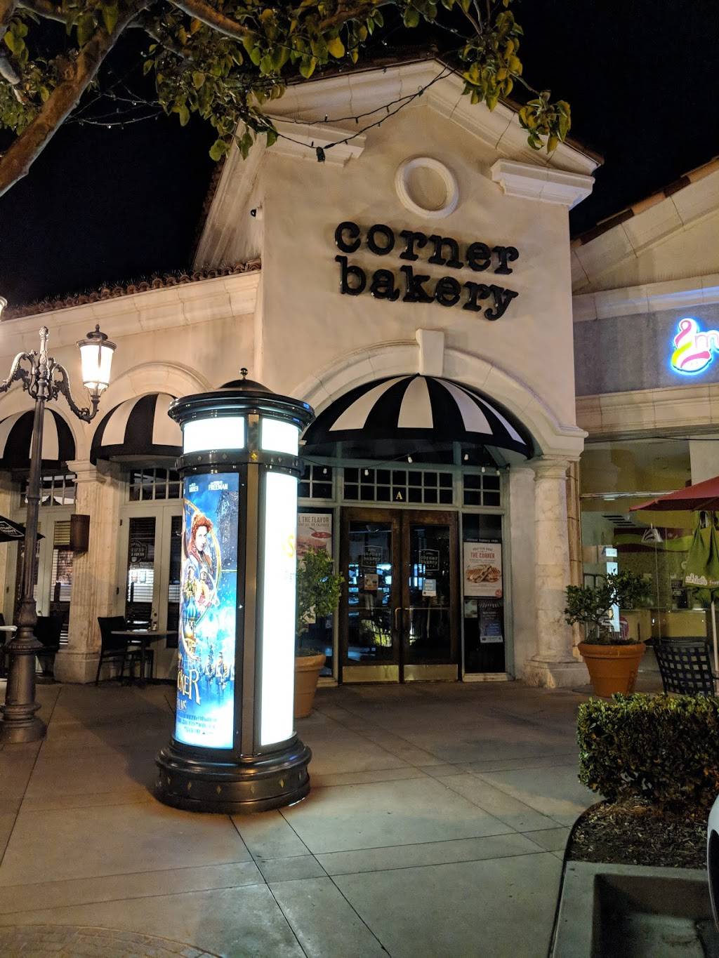 Corner Bakery Cafe | bakery | 4776 Commons Way b1, Calabasas, CA 91302, USA | 8188767340 OR +1 818-876-7340