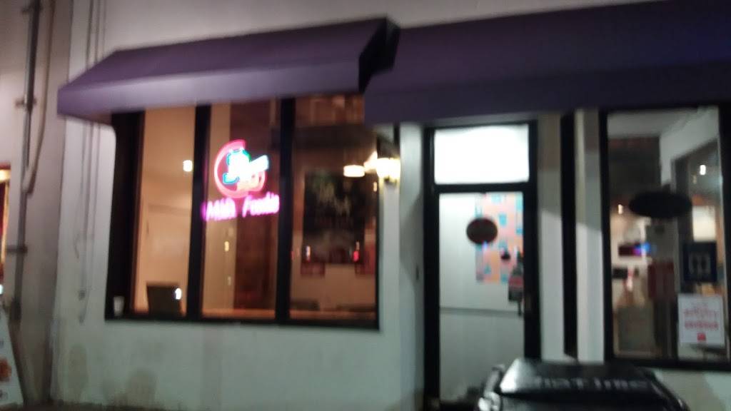 Mala Foodie | restaurant | 204 W McMillan St, Cincinnati, OH 45219, USA | 5133812379 OR +1 513-381-2379