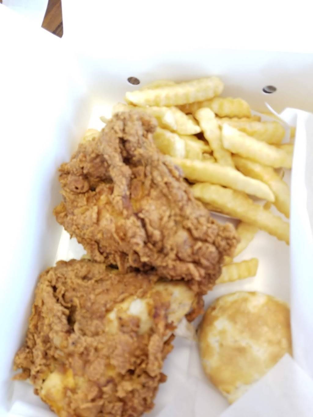 Louisiana Chicken | restaurant | 7550 S Crescent Blvd, Pennsauken Township, NJ 08109, USA | 8563336964 OR +1 856-333-6964