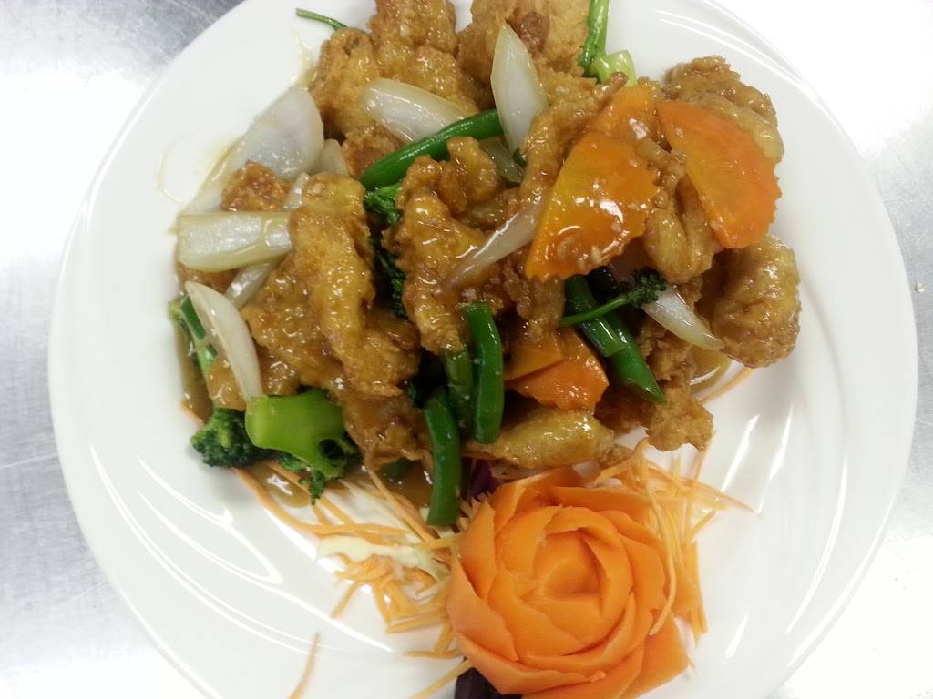 Thai For You | restaurant | 647 US-1 #7, York, ME 03909, USA | 2073518590 OR +1 207-351-8590