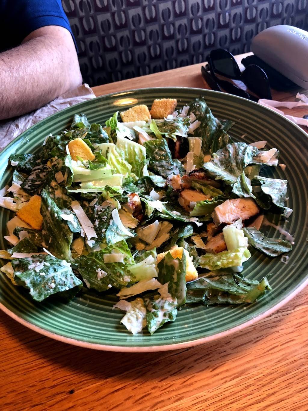 Applebees Grill + Bar | restaurant | 3250 Grand Ridge Dr NE, Grand Rapids, MI 49525, USA | 6163649492 OR +1 616-364-9492