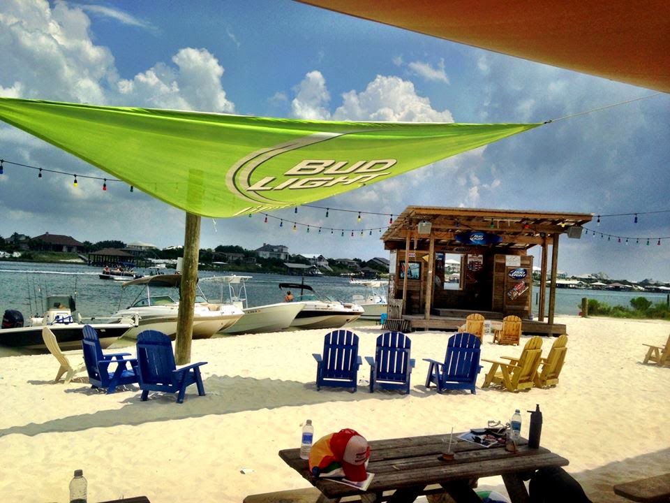 The Flora-Bama Yacht Club | restaurant | 17350 Perdido Key Dr, Pensacola, FL 32507, USA | 8504836272 OR +1 850-483-6272