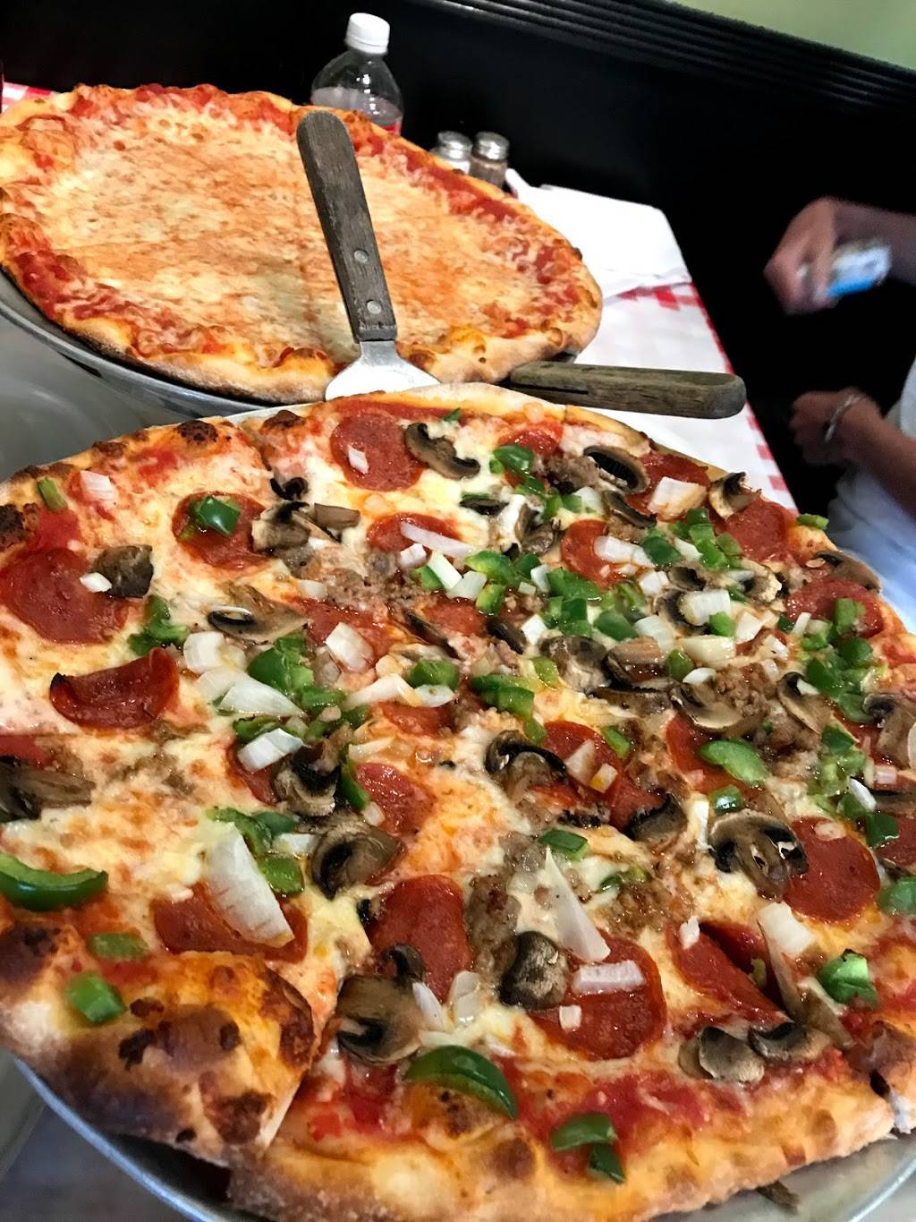 Amore Brick Oven Pizza | restaurant | 9903 Gulf Coast Main St #115, Fort Myers, FL 33913, USA | 2394378800 OR +1 239-437-8800