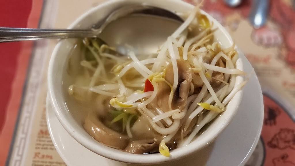 Kims Restaurant | restaurant | 102 E Long Lake Rd, Troy, MI 48085, USA | 2485249207 OR +1 248-524-9207