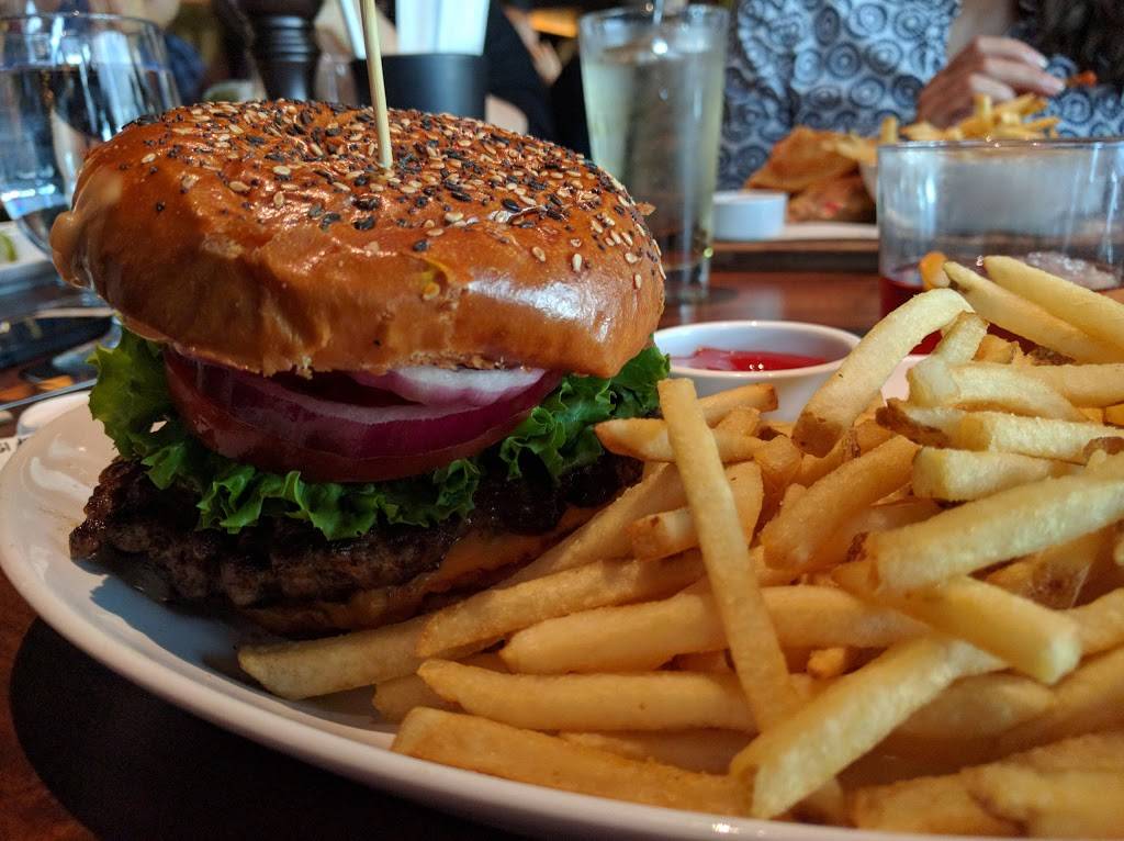 JOEY Sherway | restaurant | 25 The West Mall Unit 500, Etobicoke, ON M9C 1B8, Canada | 6477485639 OR +1 647-748-5639