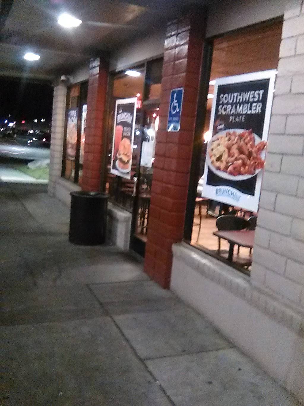 Jack in the Box | restaurant | 3025 E Shaw Ave, Fresno, CA 93710, USA | 5592927754 OR +1 559-292-7754