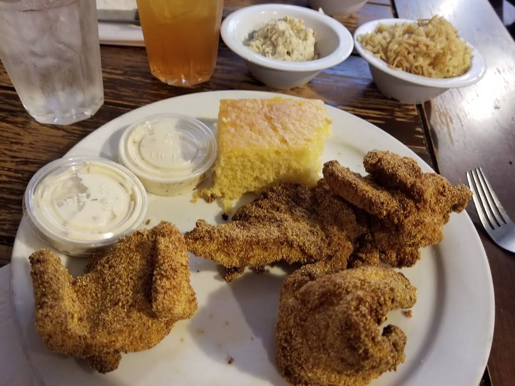 Chef Pauls Cafe | cafe | 952 F St, Fresno, CA 93706, USA | 5594788516 OR +1 559-478-8516