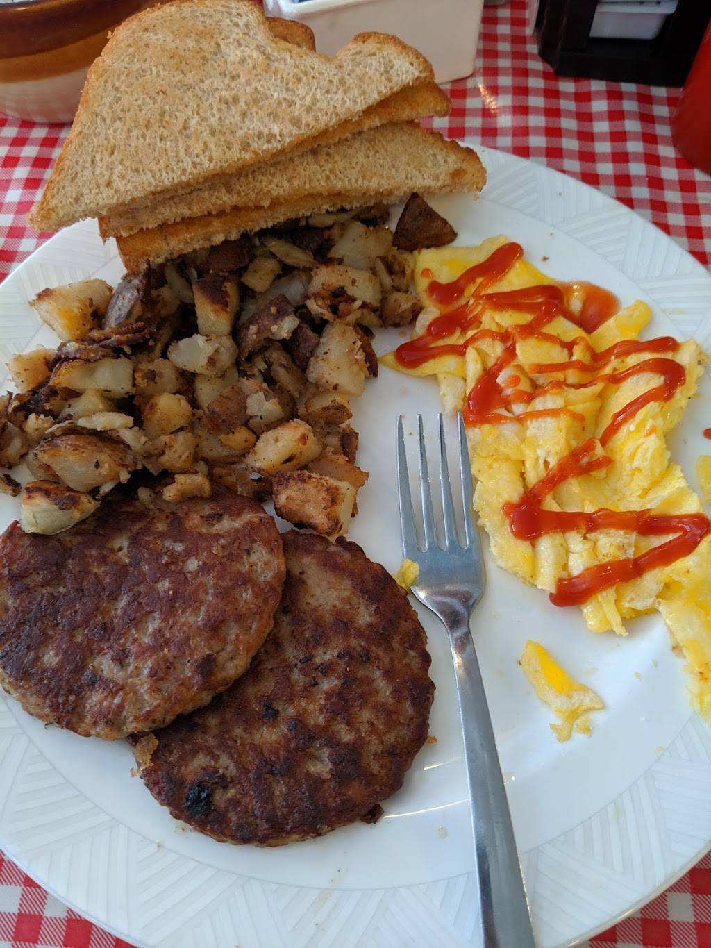 The Willsboro Diner | restaurant | 3745 Main St, Willsboro, NY 12996, USA | 5189638399 OR +1 518-963-8399