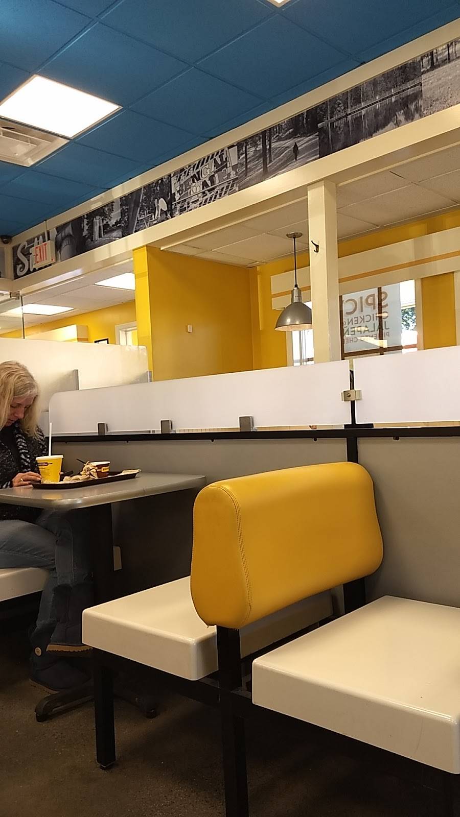 Biscuitville | cafe | 2311 Battleground Ave, Greensboro, NC 27408, USA | 3362885158 OR +1 336-288-5158