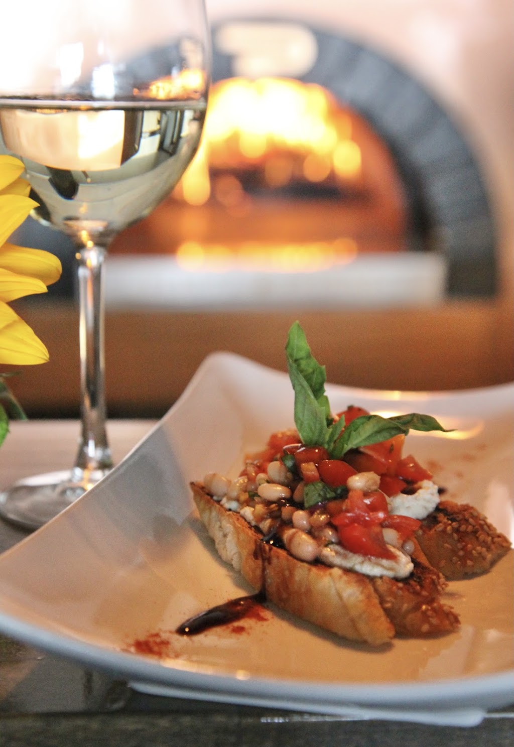 Emilia | restaurant | 195 Brower Ave, Rockville Centre, NY 11570, USA | 5165362018 OR +1 516-536-2018