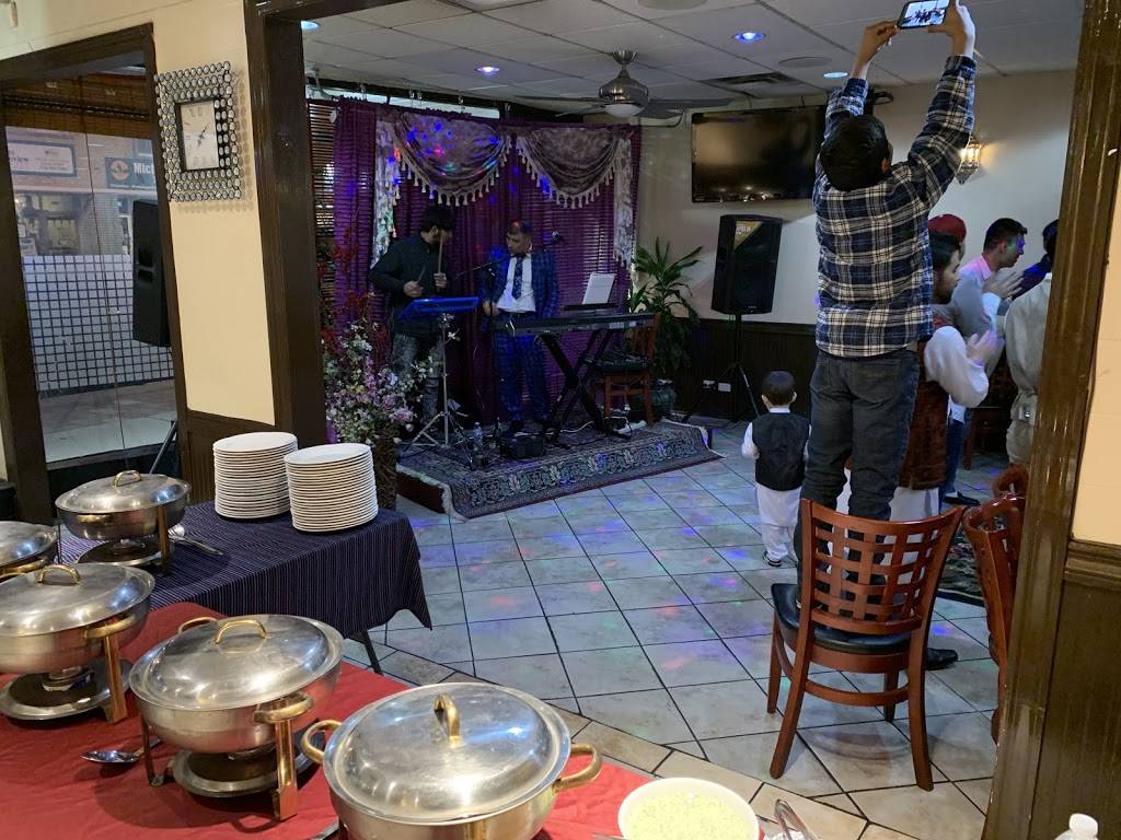 Shinwari Grill | restaurant | 2948 W Devon Ave, Chicago, IL 60659, USA | 7737617000 OR +1 773-761-7000