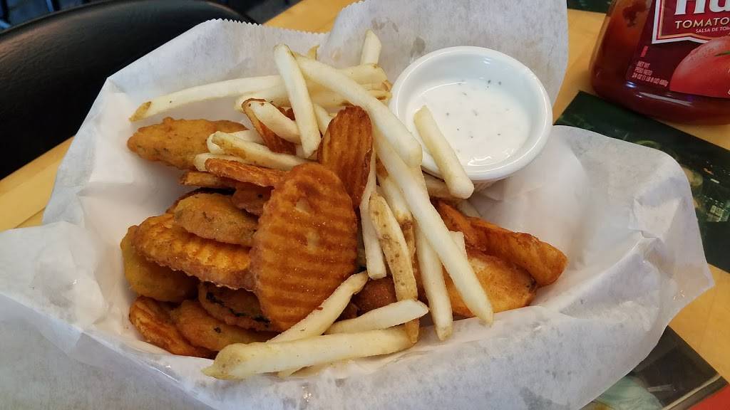 Jacks Bar and Grill | restaurant | 117 S Michigan St, Lakeville, IN 46536, USA | 5747849939 OR +1 574-784-9939